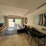 아파트 Aloha Hill